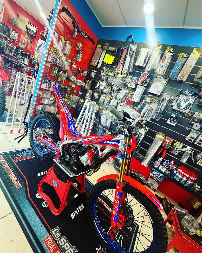 moto trizl neuve