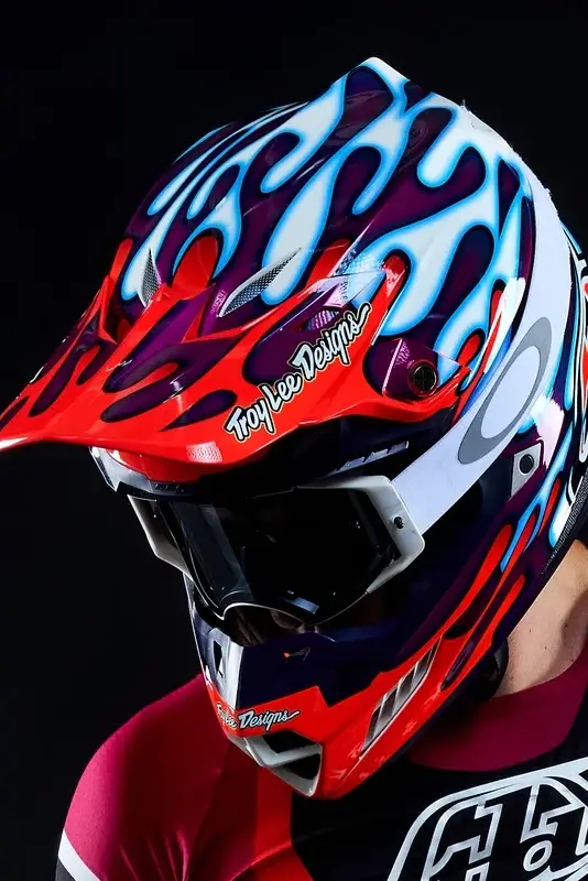 equipement-pilote-moto-trial-troy-lee-design